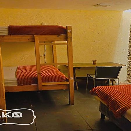 Volko Party Hostel Antigua Exteriör bild